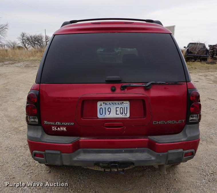 image for item DE3216 2004 Chevrolet TrailBlazer EXT SUV