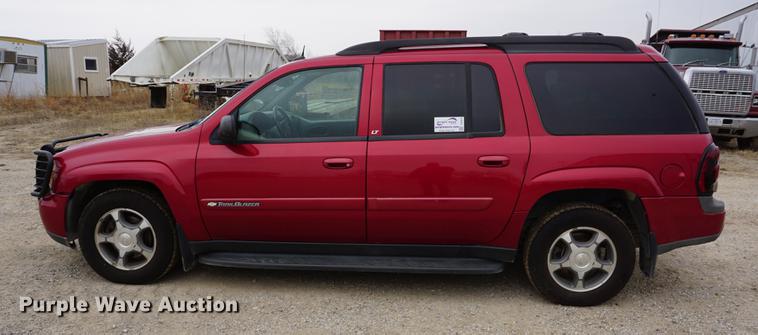image for item DE3216 2004 Chevrolet TrailBlazer EXT SUV