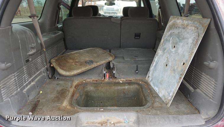 image for item DE3216 2004 Chevrolet TrailBlazer EXT SUV