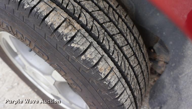 image for item DE3216 2004 Chevrolet TrailBlazer EXT SUV