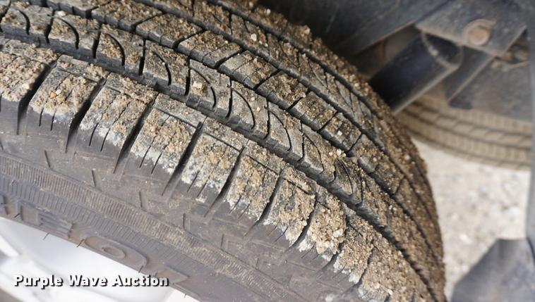 image for item DE3216 2004 Chevrolet TrailBlazer EXT SUV