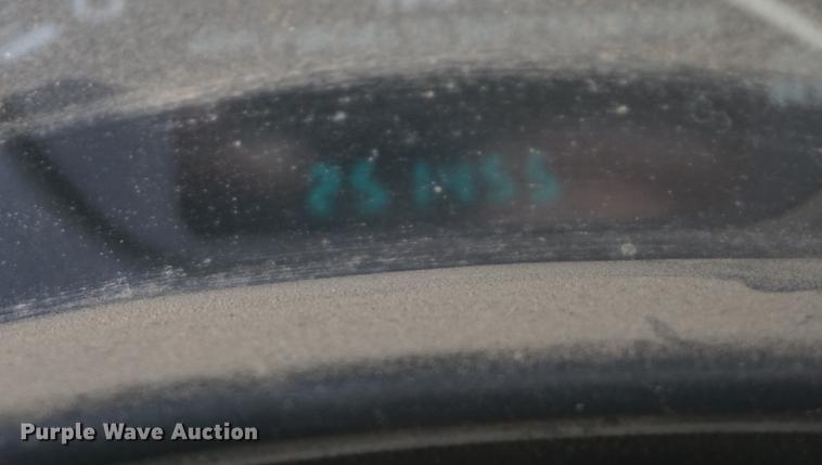 image for item DE3217 1999 Chevrolet Silverado 1500 pickup truck