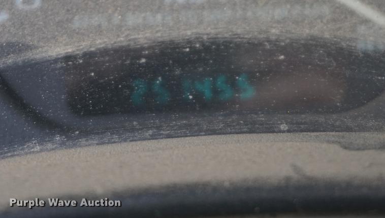 image for item DE3217 1999 Chevrolet Silverado 1500 pickup truck