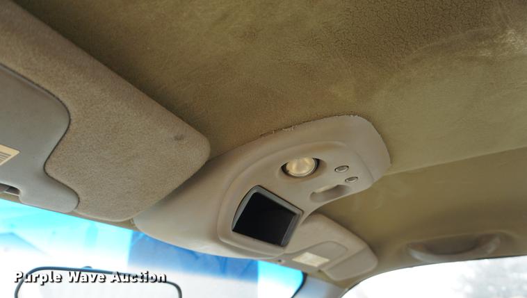 image for item DE3217 1999 Chevrolet Silverado 1500 pickup truck