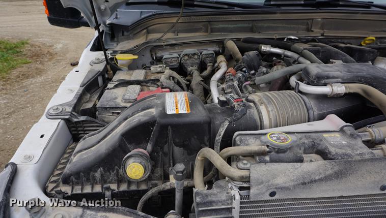 image for item DE3253 2013 Ford F350 Super Duty Lariat Crew Cab pickup truck