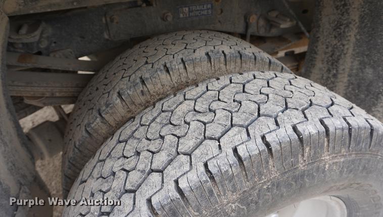 image for item DE3253 2013 Ford F350 Super Duty Lariat Crew Cab pickup truck