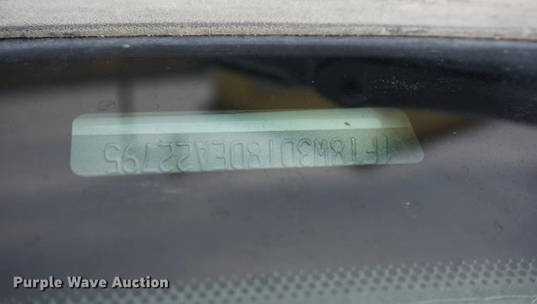 image for item DE3253 2013 Ford F350 Super Duty Lariat Crew Cab pickup truck