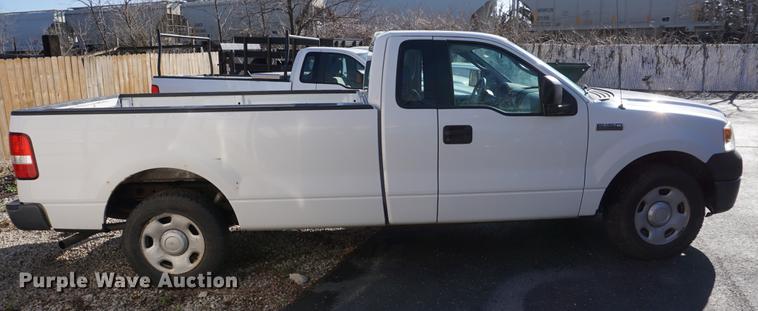 image for item DE3263 2006 Ford F150 pickup truck