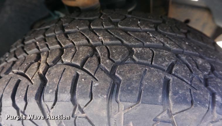 image for item DE3263 2006 Ford F150 pickup truck