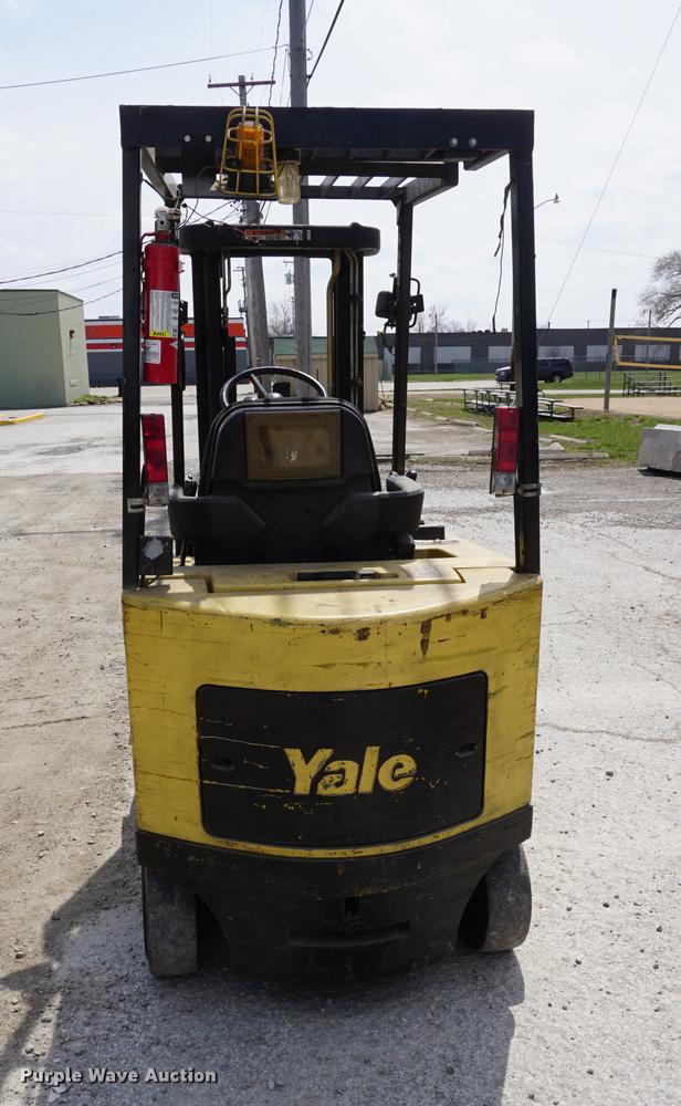 image for item DE3288 Yale ERC050 forklift