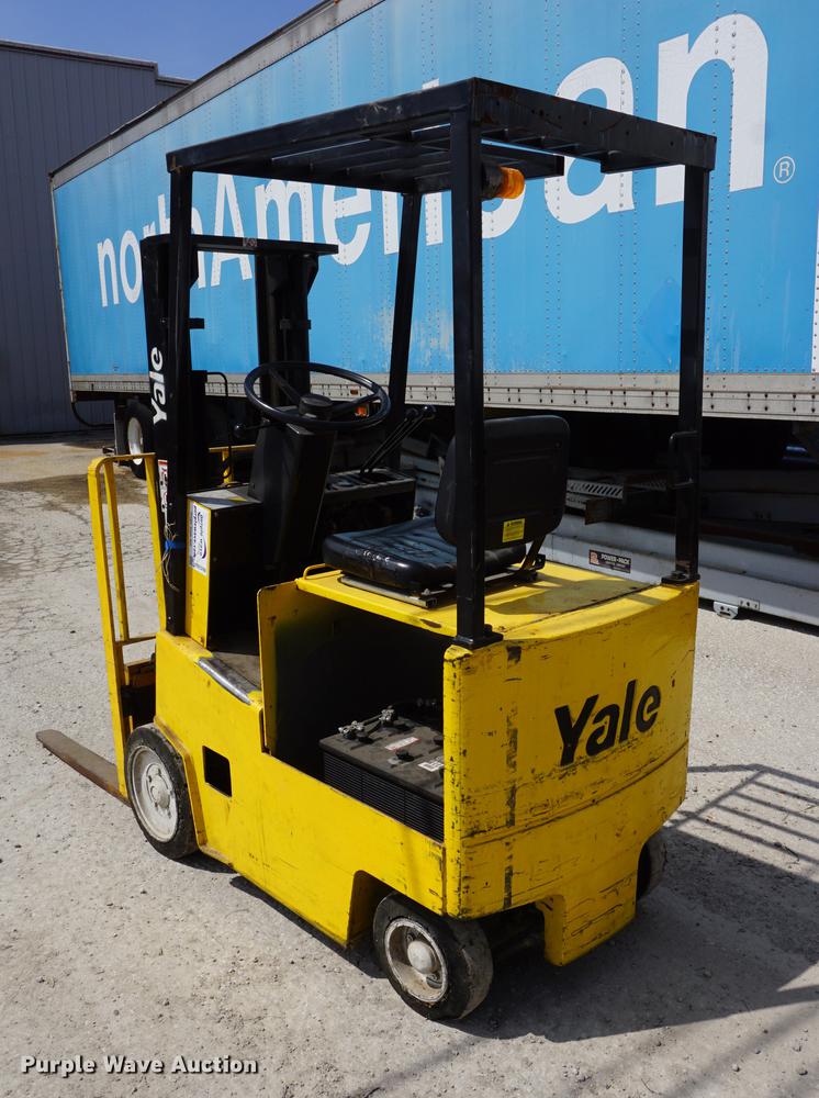 image for item DE3290 Yale ERC025ACN36SF077 forklift