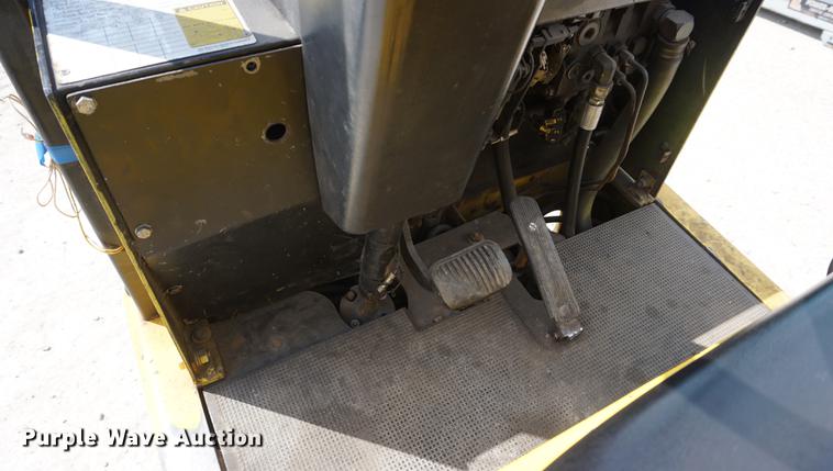 image for item DE3290 Yale ERC025ACN36SF077 forklift