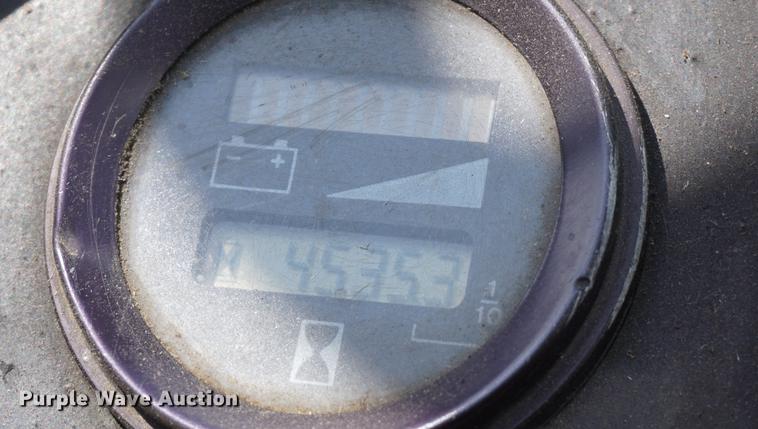 image for item DE3290 Yale ERC025ACN36SF077 forklift