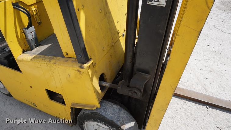 image for item DE3290 Yale ERC025ACN36SF077 forklift