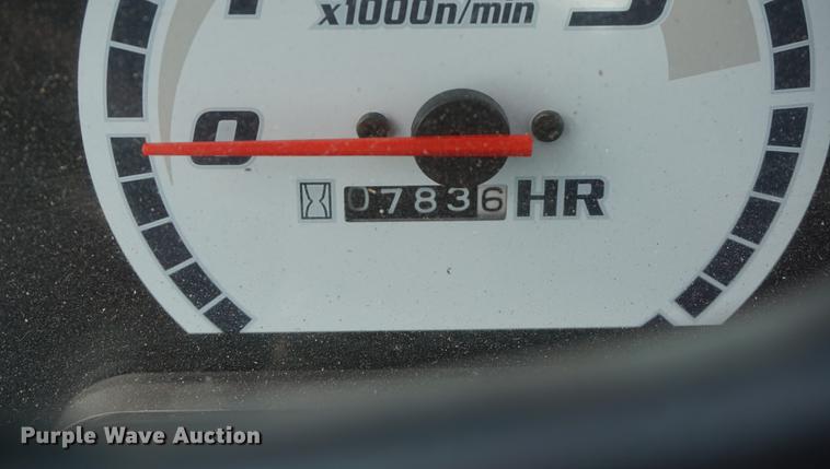 image for item DE3293 2010 Kubota B3030 MFWD tractor