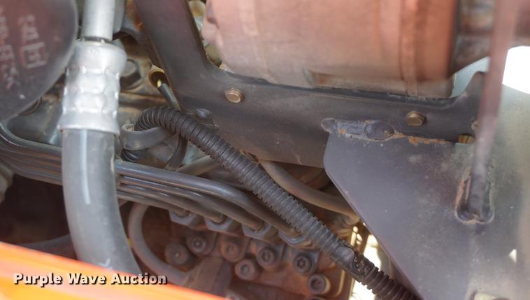 image for item DE3293 2010 Kubota B3030 MFWD tractor