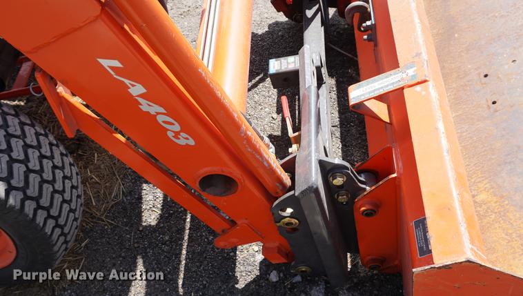 image for item DE3293 2010 Kubota B3030 MFWD tractor