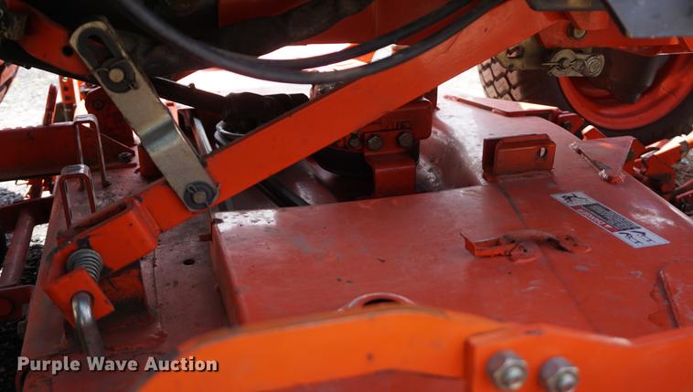 image for item DE3293 2010 Kubota B3030 MFWD tractor