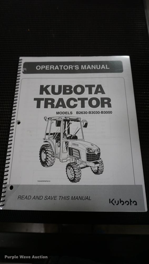 image for item DE3293 2010 Kubota B3030 MFWD tractor