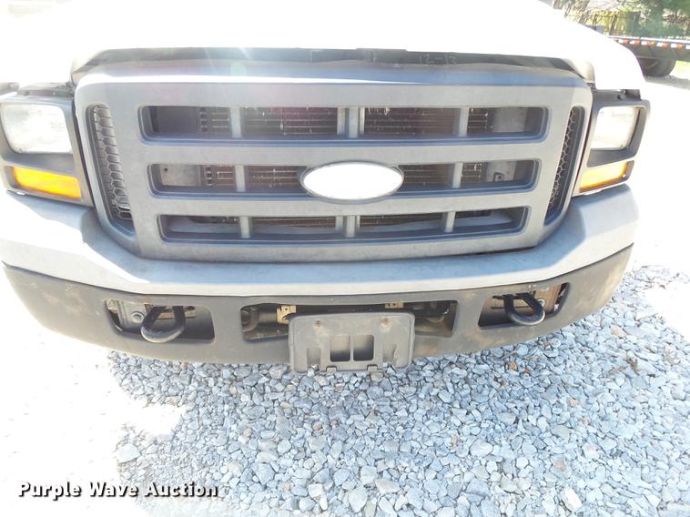 image for item DE3601 2006 Ford F250 Super Duty XL SuperCab pickup truck