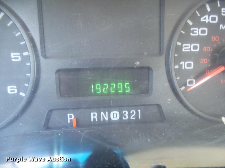 image for item DE3601 2006 Ford F250 Super Duty XL SuperCab pickup truck