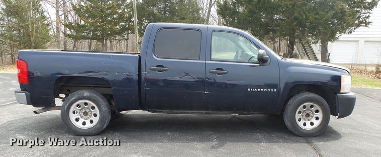 image for item DE3608 2008 Chevrolet Silverado 1500 Crew Cab pickup truck