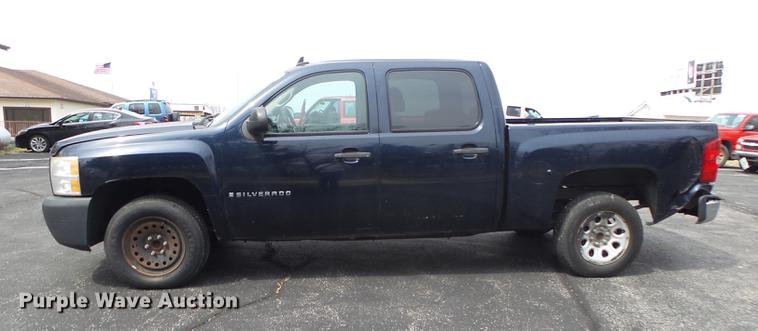 image for item DE3608 2008 Chevrolet Silverado 1500 Crew Cab pickup truck