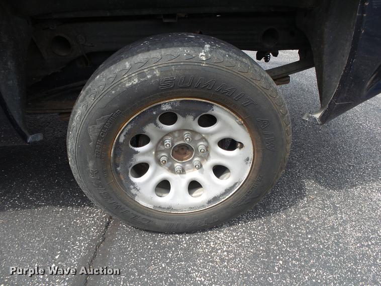 image for item DE3608 2008 Chevrolet Silverado 1500 Crew Cab pickup truck