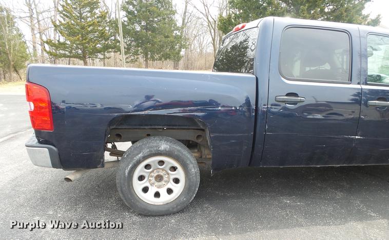 image for item DE3608 2008 Chevrolet Silverado 1500 Crew Cab pickup truck