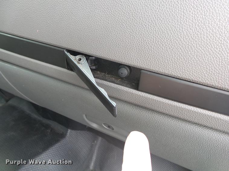 image for item DE3608 2008 Chevrolet Silverado 1500 Crew Cab pickup truck