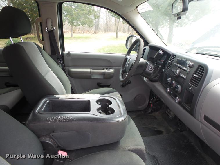 image for item DE3608 2008 Chevrolet Silverado 1500 Crew Cab pickup truck