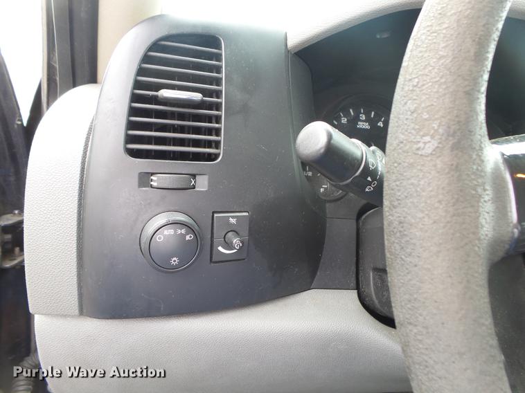 image for item DE3608 2008 Chevrolet Silverado 1500 Crew Cab pickup truck