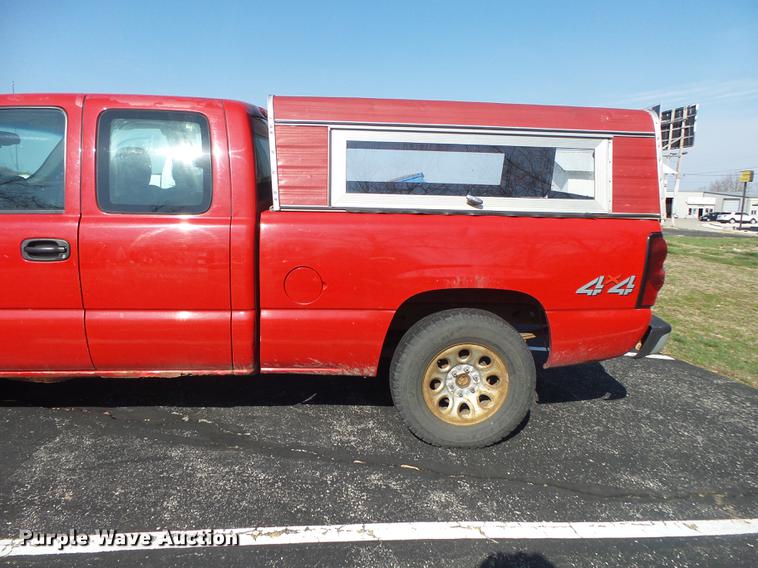 image for item DE3609 2006 Chevrolet Silverado 1500 Ext. Cab pickup truck