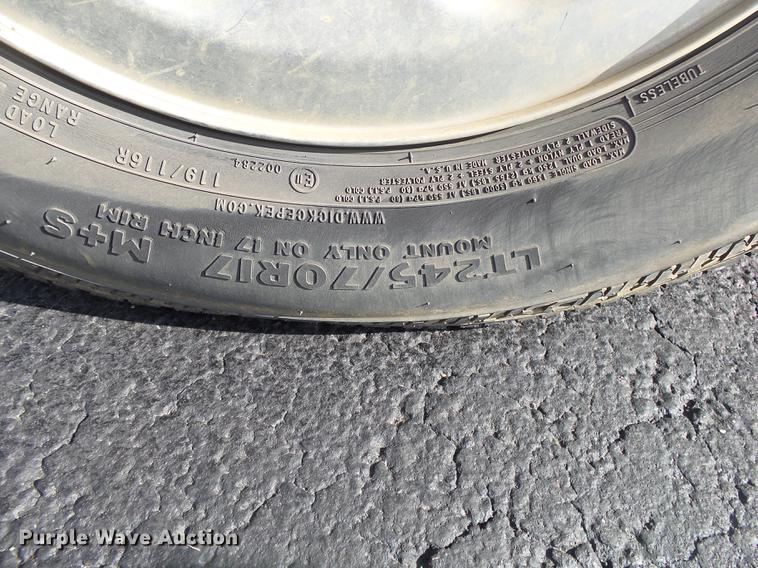 image for item DE3615 2011 Chevrolet Silverado 1500 Ext. Cab pickup truck