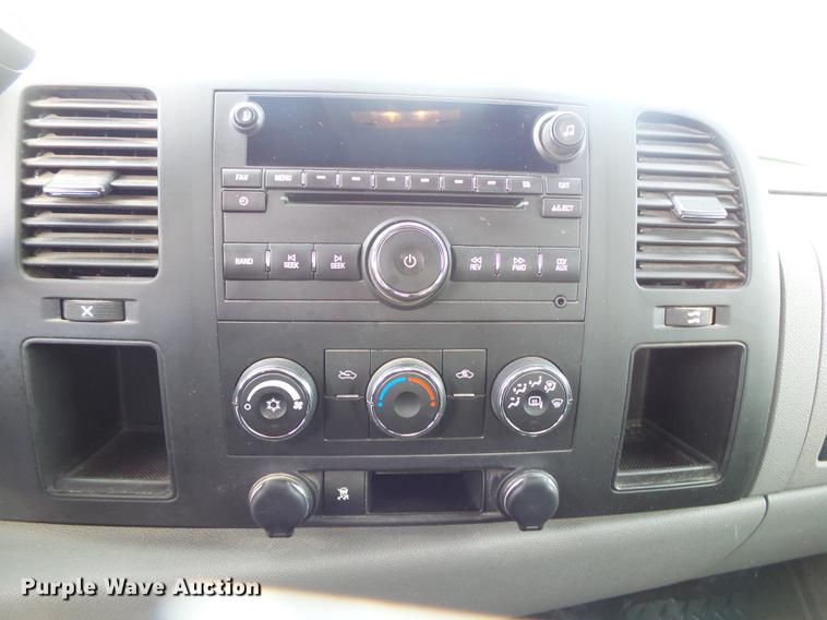 image for item DE3615 2011 Chevrolet Silverado 1500 Ext. Cab pickup truck