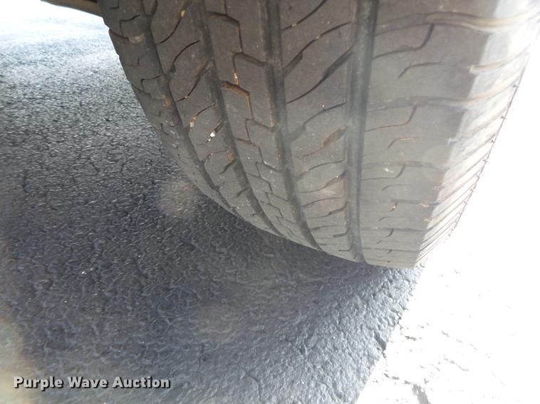 image for item DE3616 2004 Ford F150 XL pickup truck