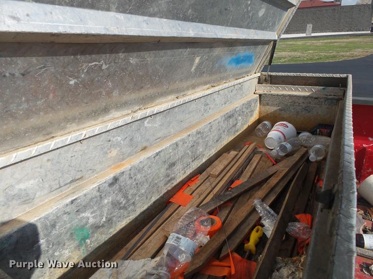 image for item DE3616 2004 Ford F150 XL pickup truck