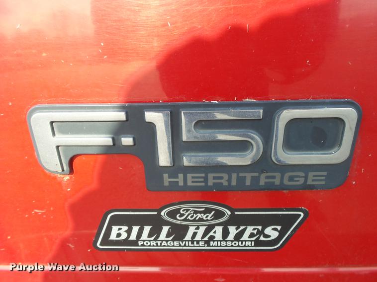 image for item DE3616 2004 Ford F150 XL pickup truck