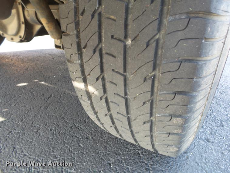 image for item DE3616 2004 Ford F150 XL pickup truck