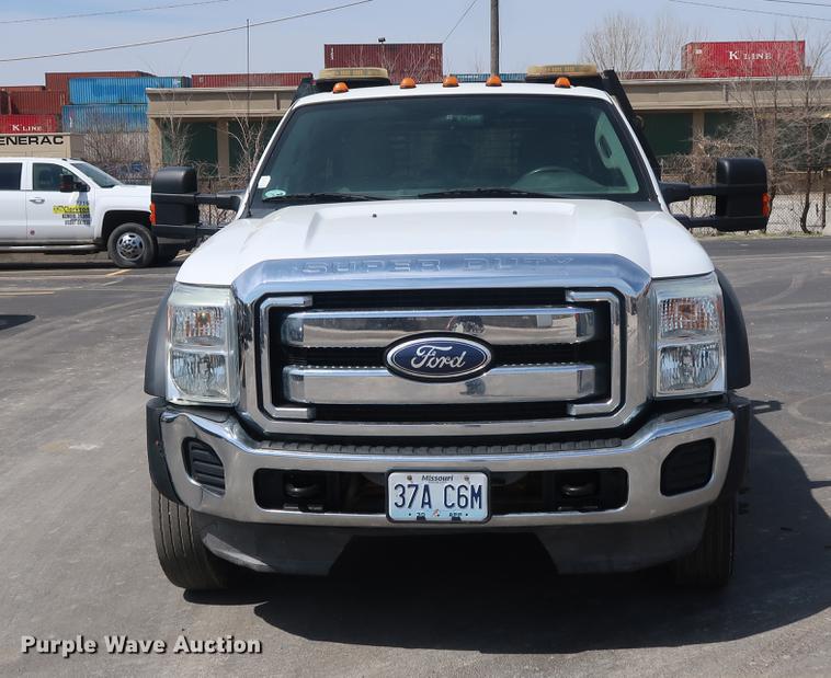 image for item DF3638 2011 Ford F450 Super Duty SuperCab flatbed truck