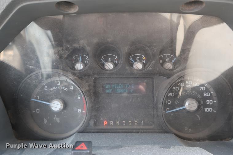 image for item DF3638 2011 Ford F450 Super Duty SuperCab flatbed truck