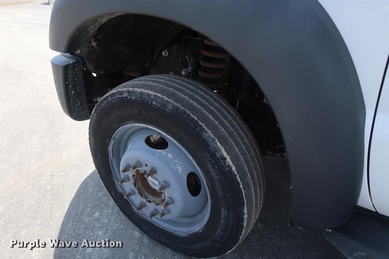 image for item DF3638 2011 Ford F450 Super Duty SuperCab flatbed truck