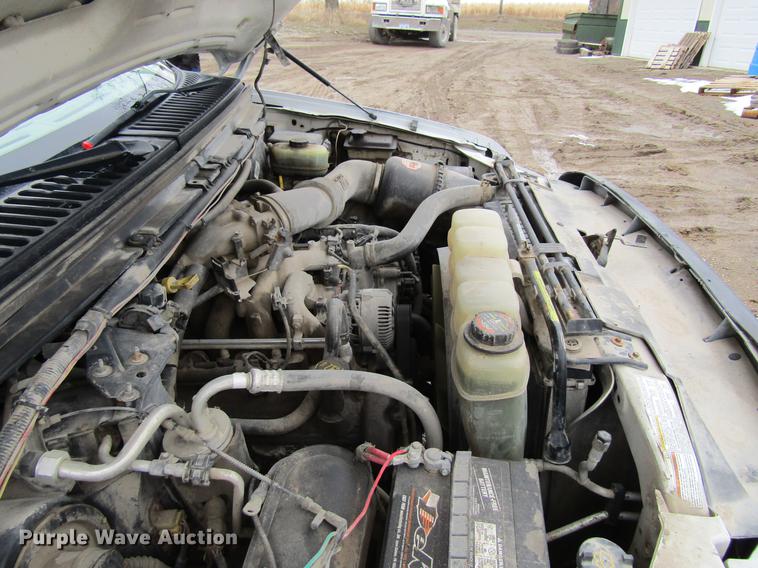 image for item DF3757 2000 Ford F350 Super Duty SuperCab utility bed pickup truck