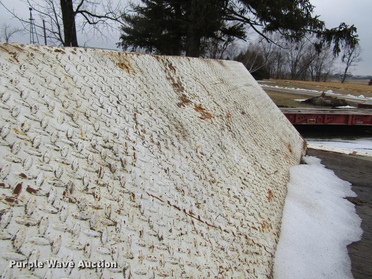 image for item DF3758 1986 Trail King 1840-2050 drop deck trailer