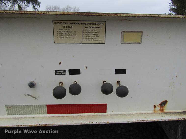 image for item DF3758 1986 Trail King 1840-2050 drop deck trailer