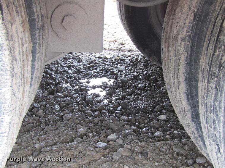 image for item DF3758 1986 Trail King 1840-2050 drop deck trailer