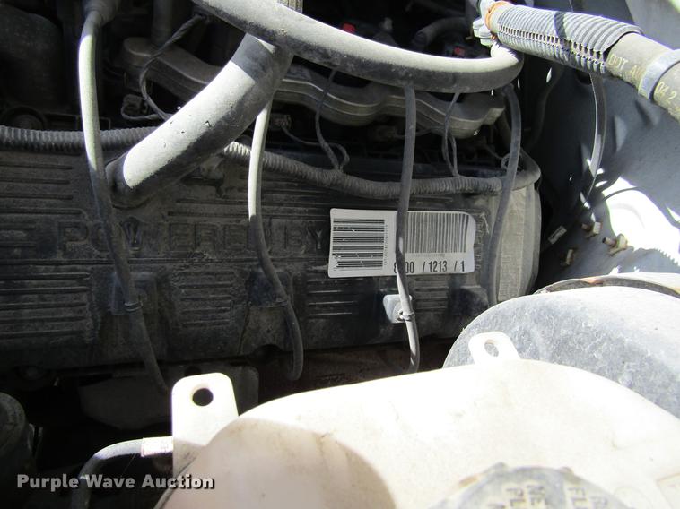 image for item DF3769 2012 Ford F350 pickup truck cab and chassis