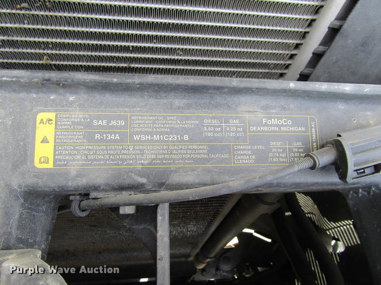 image for item DF3769 2012 Ford F350 pickup truck cab and chassis