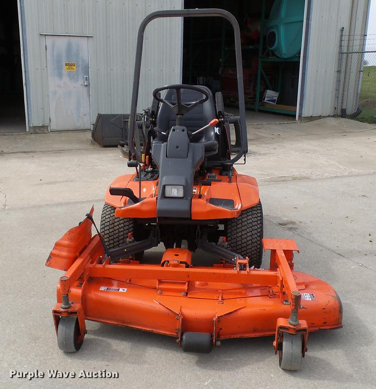 image for item DP9552 Kubota F2560E lawn mower