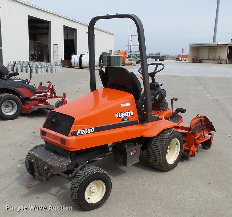 image for item DP9552 Kubota F2560E lawn mower